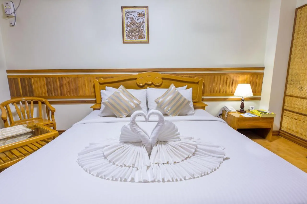 Ten Mile Hotel Yangon